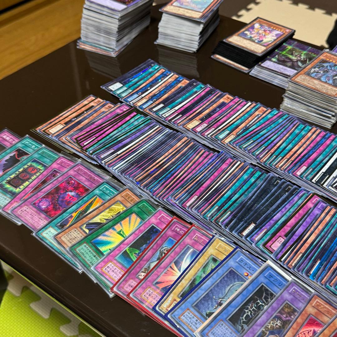 【引退品】遊戯王カード 引退品 まとめ売り　ブルーアイズ　ブラックマジシャン