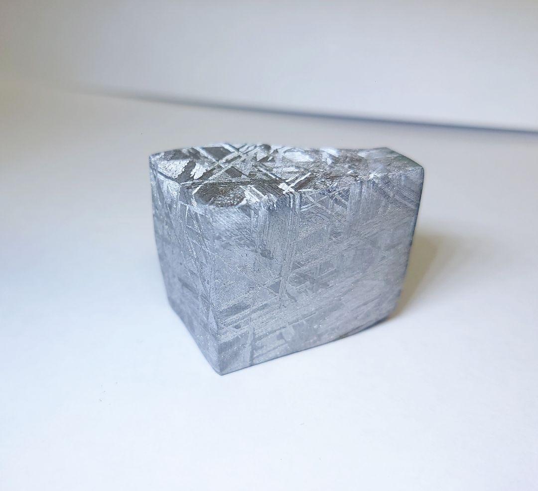 ギベオン隕石 104.6g エッチングしたて　標本　鉄隕石