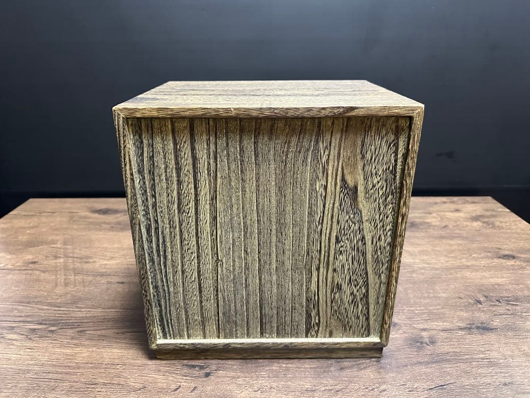 総桐造り　昭和レトロ　9杯小引き出し