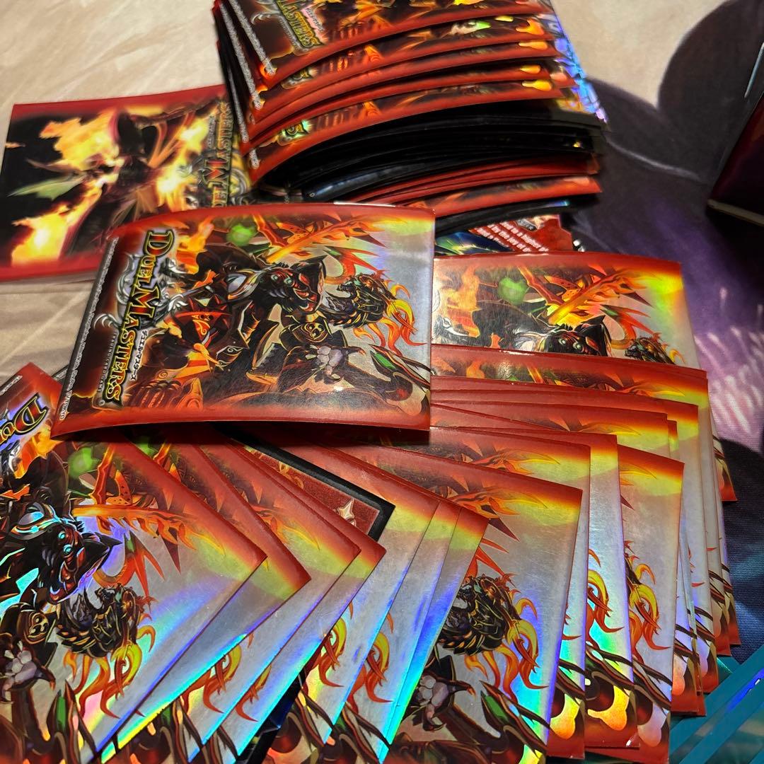 デュエマ　旧スリーブ　絶版スリーブ　大量まとめ売り　引退品　カードプロテクト