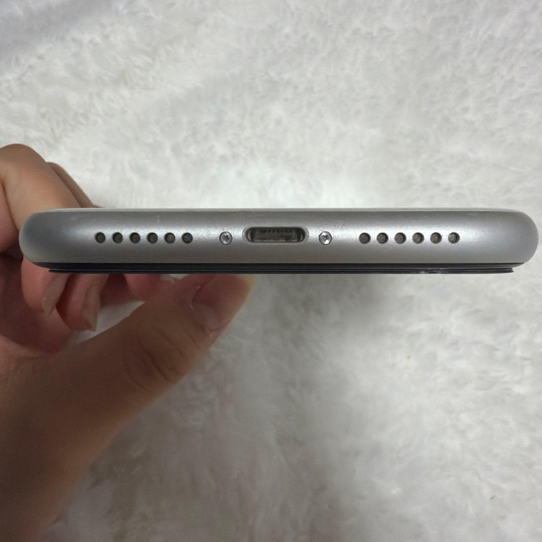 Apple iPhone XR 64GB ホワイト 本体