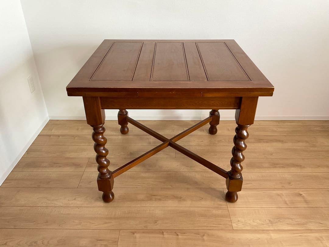 ドローリーフテーブル　ドロップリーフテーブル　ツイストレッグ