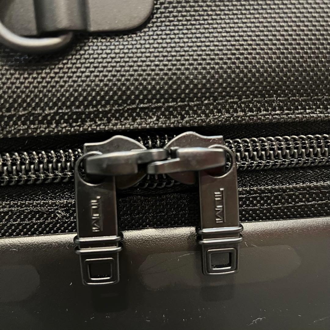 【極美品】TUMIアルファ ホイール キャリーオン ガーメント22037DH