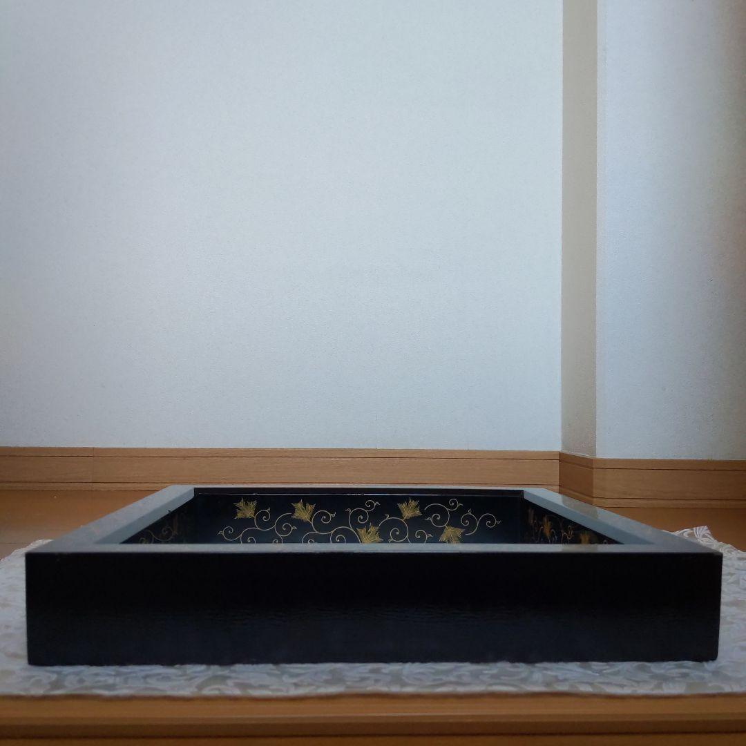 茶道具　炉縁　松唐草　蒔絵師︰西條一斉　表千家　裏千家　【匿名配送】