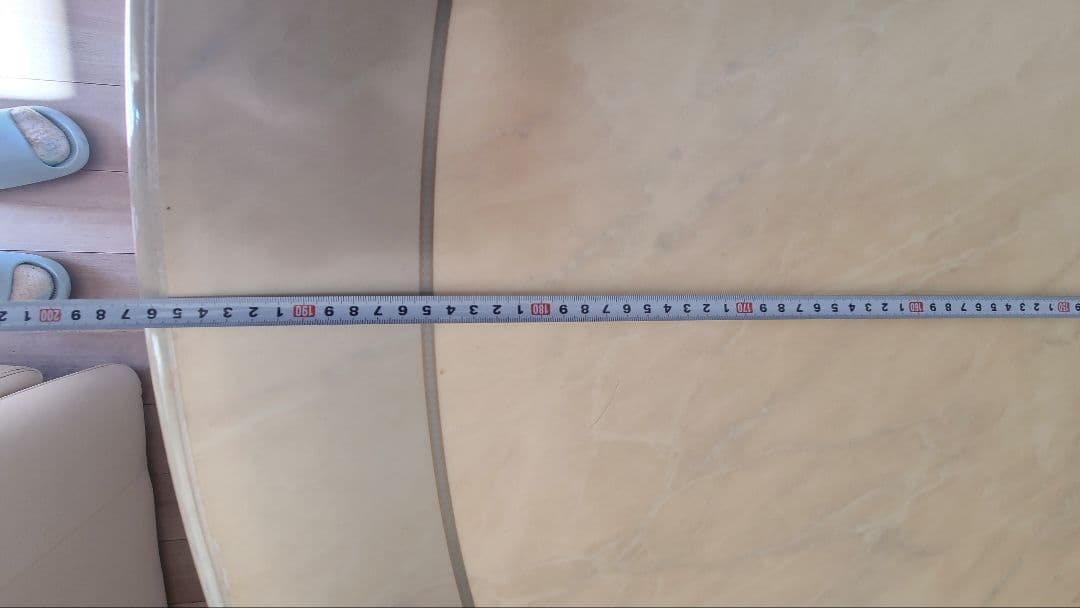 クリーム色の長方形テーブルと椅子6脚セット