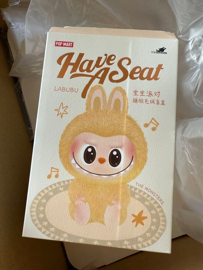 LABUBU THE MONSTERS Have a Seat ぬいぐるみ6個入