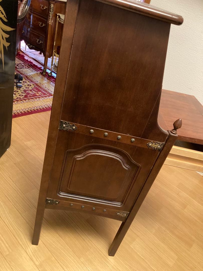 カリモク　ライティングビューロー