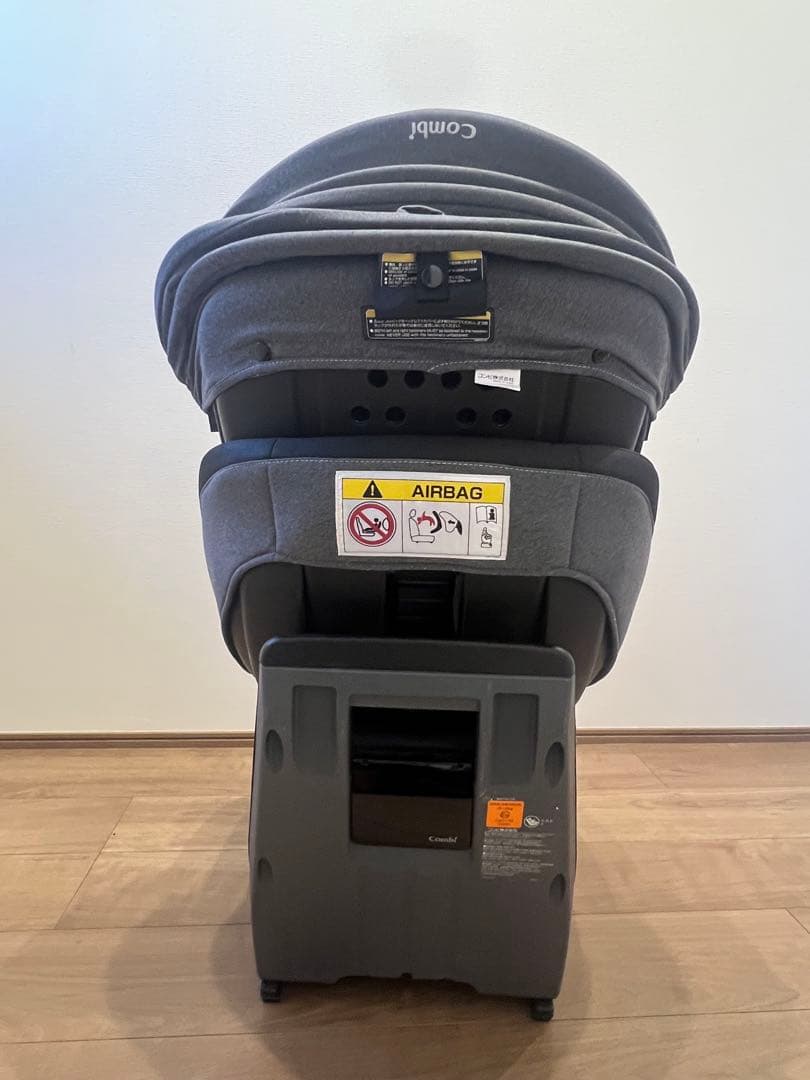 コンビ クルムーヴ スマート ISOFIX エッグショック　値下げ受け付け中！