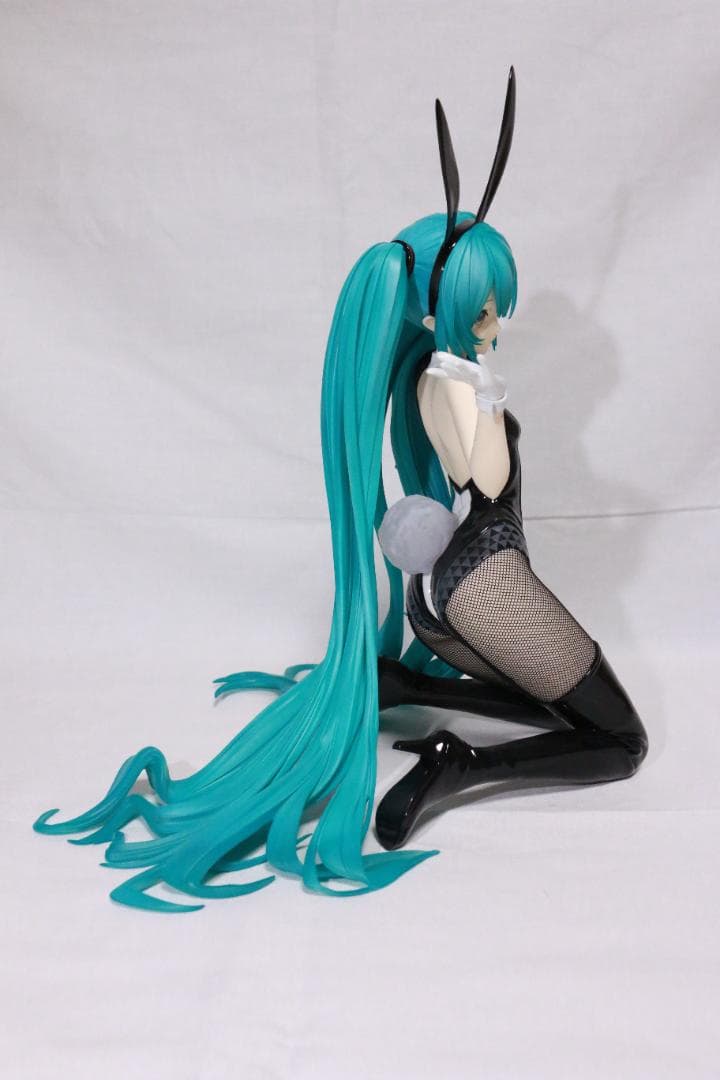 初音ミク バニーVer. Art by 三目YYB 1/4スケール