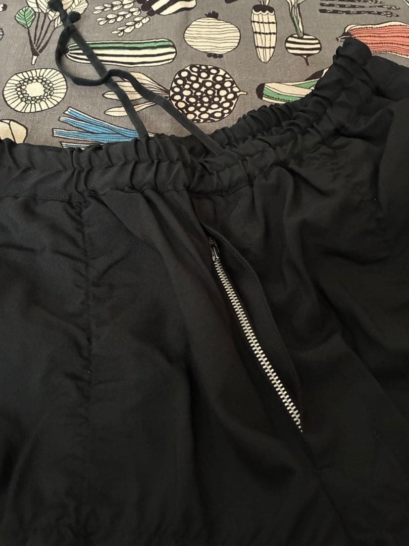 ブラックコムデギャルソン　美品　シャーリングパンツ