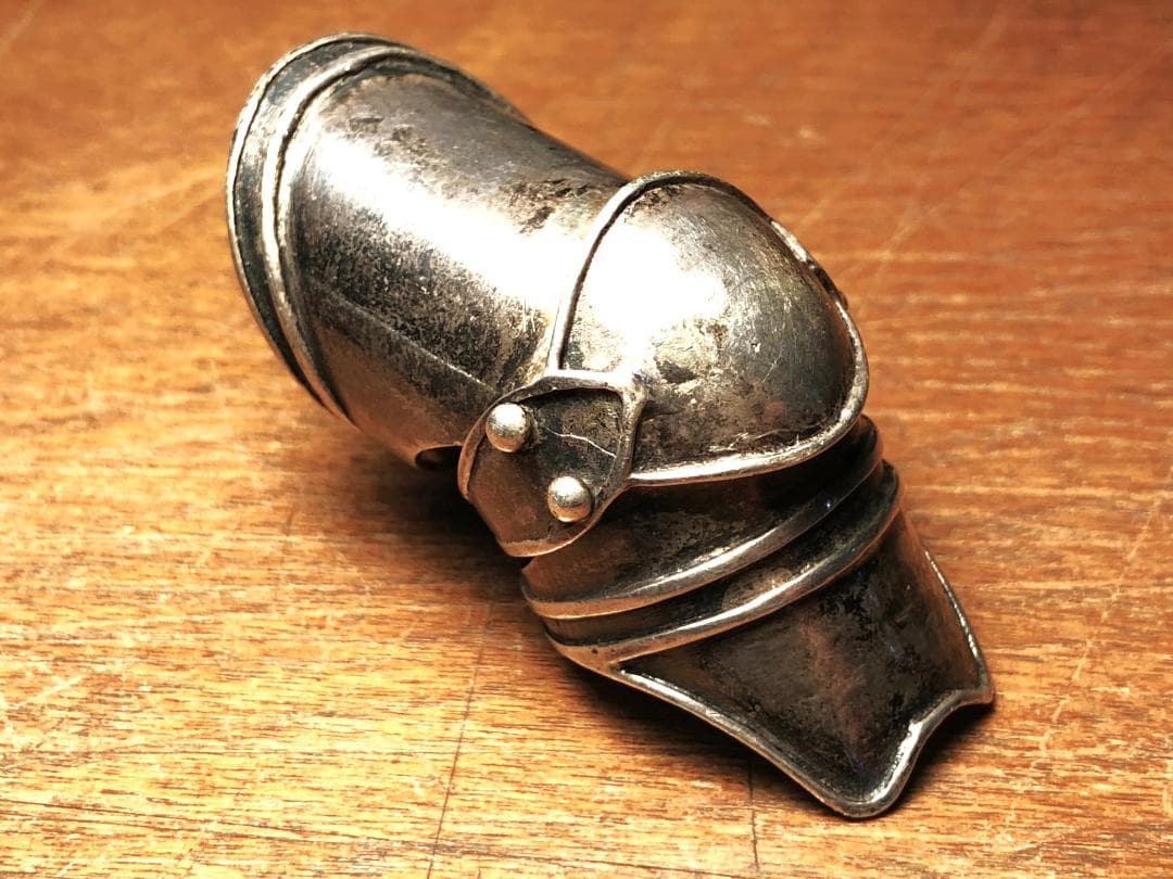 【 ナックルリング 】　中世～近世　シルバー925