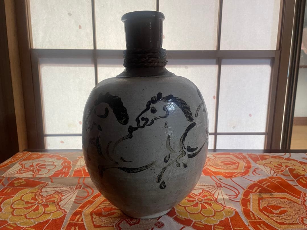古い大堀相馬焼　馬の絵柄 陶器の壺　蔵出し