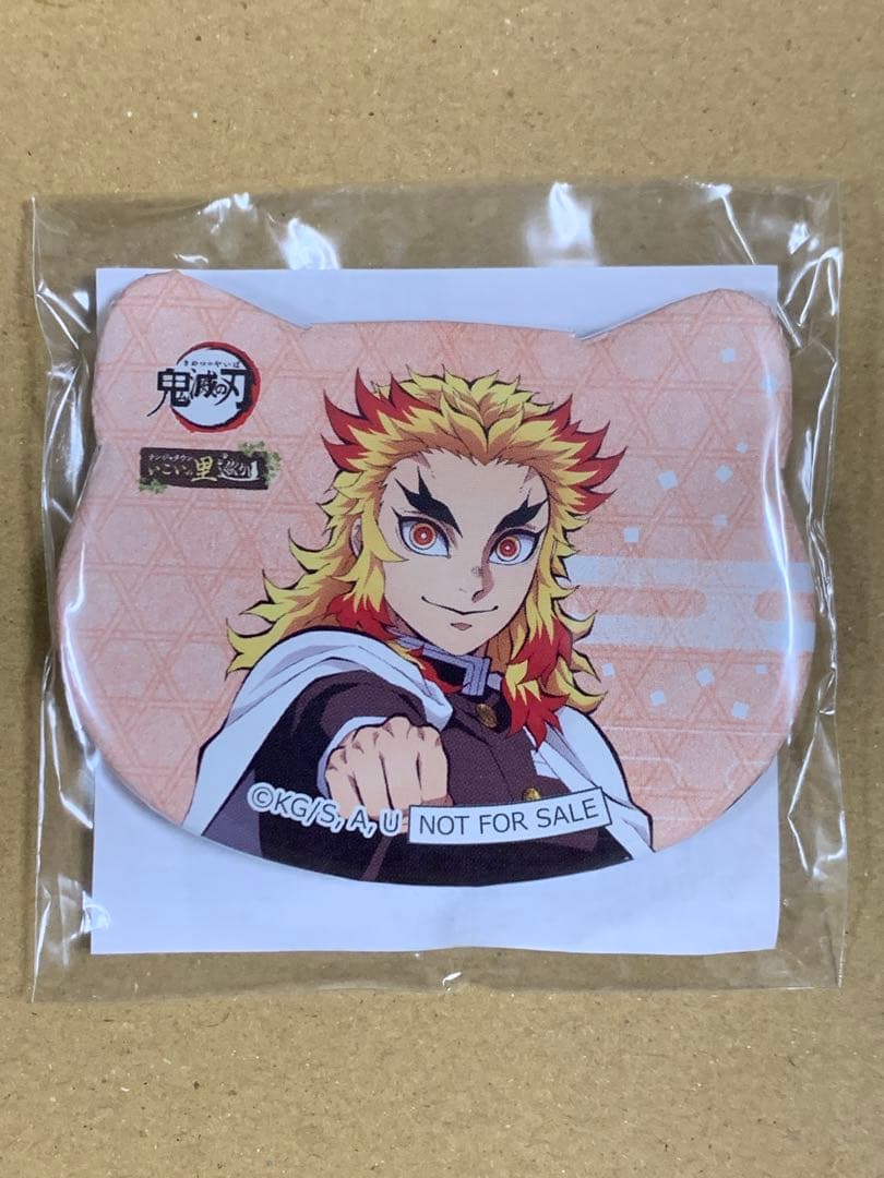 鬼滅の刃　ナンジャタウン　ねこ型缶バッジ 煉獄杏寿郎 a