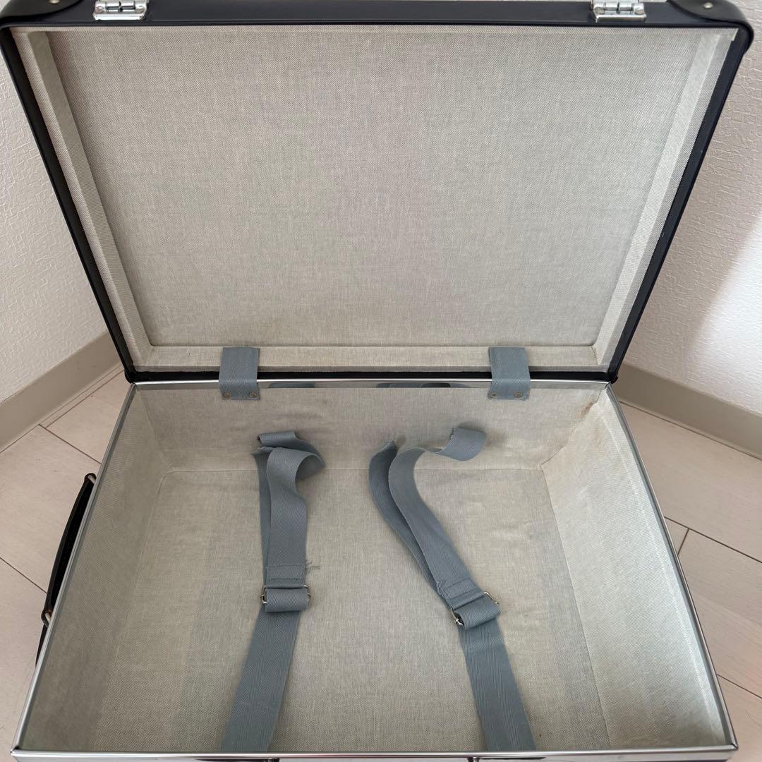 グローブトロッター　キャリーケース　スモールキャリーオン