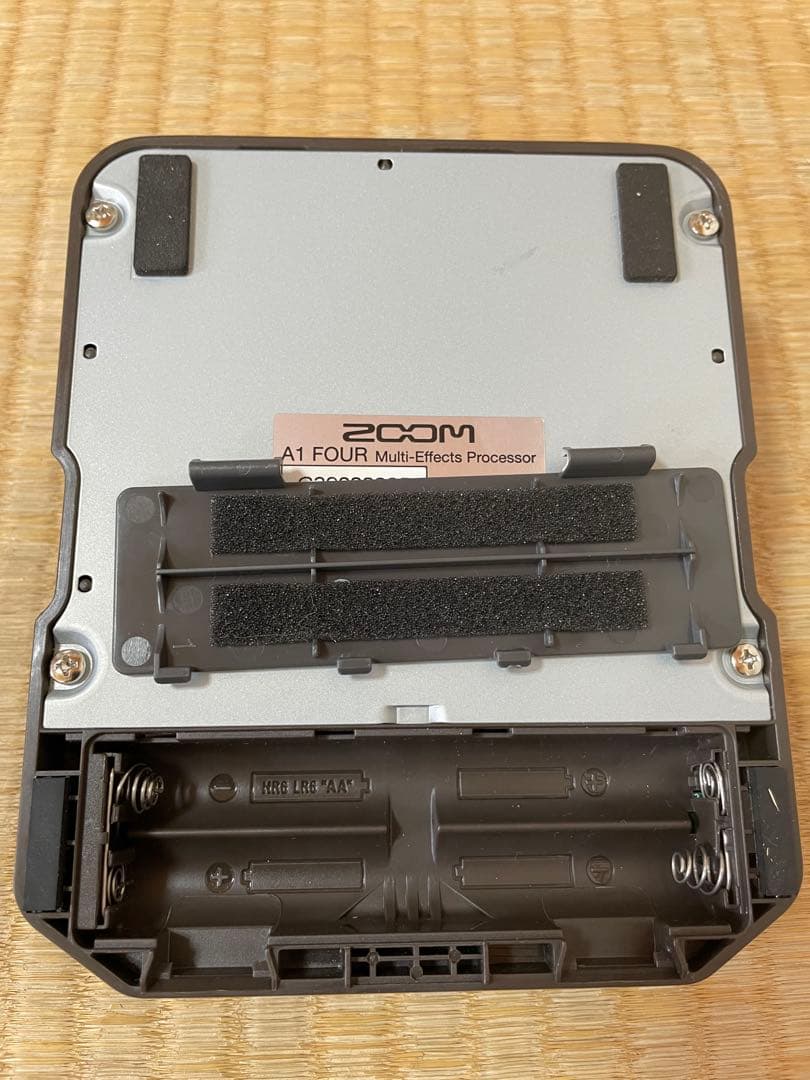 ZOOM A1 FOUR マルチエフェクトプロセッサー