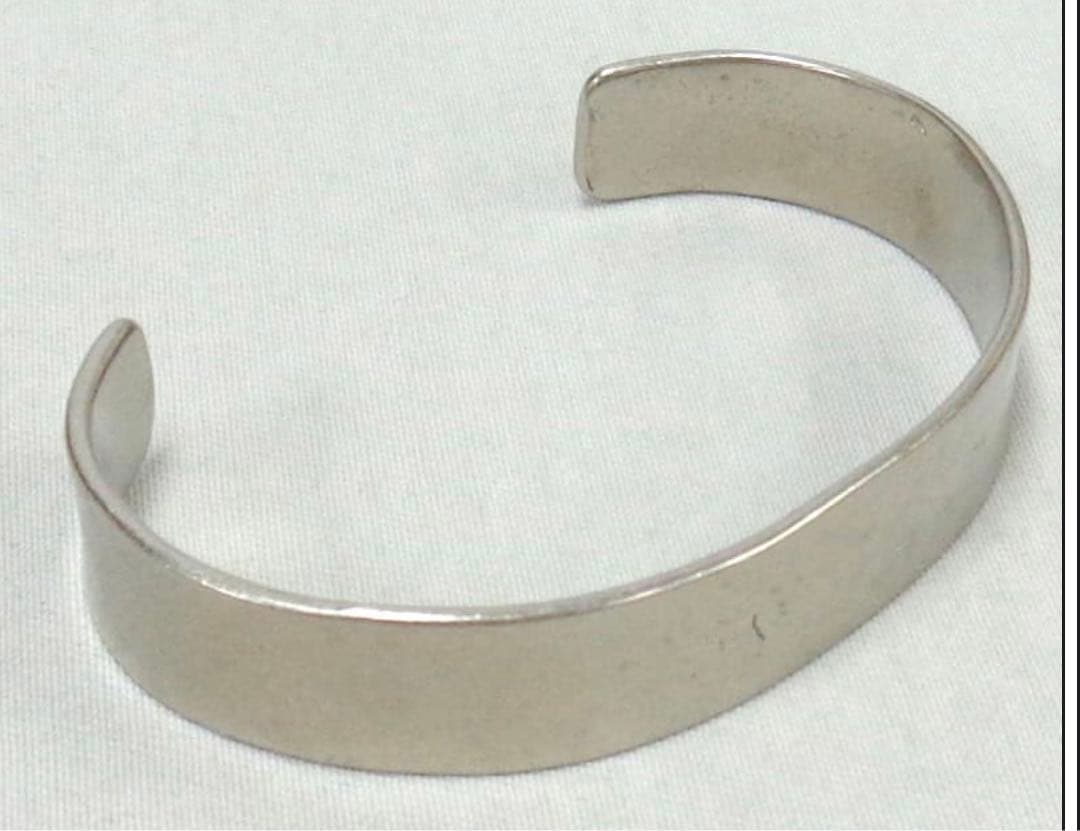 新品氷室京介バングルブレスレット　入手困難