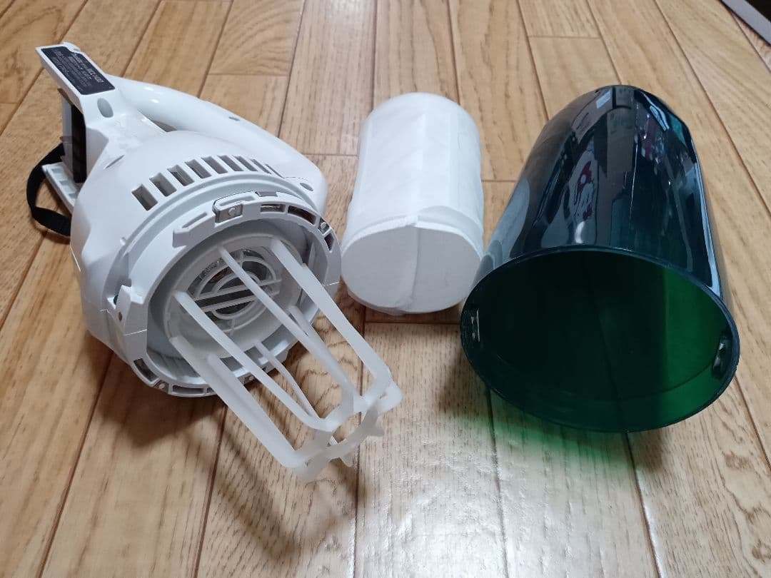 マキタ14.4V充電式クリーナー MCL143D バッテリー、充電器付