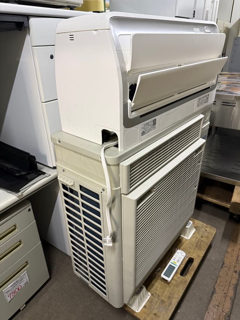 主に18畳　2021年　ダイキン　うるさらX　ATR56YPE9　エアコン