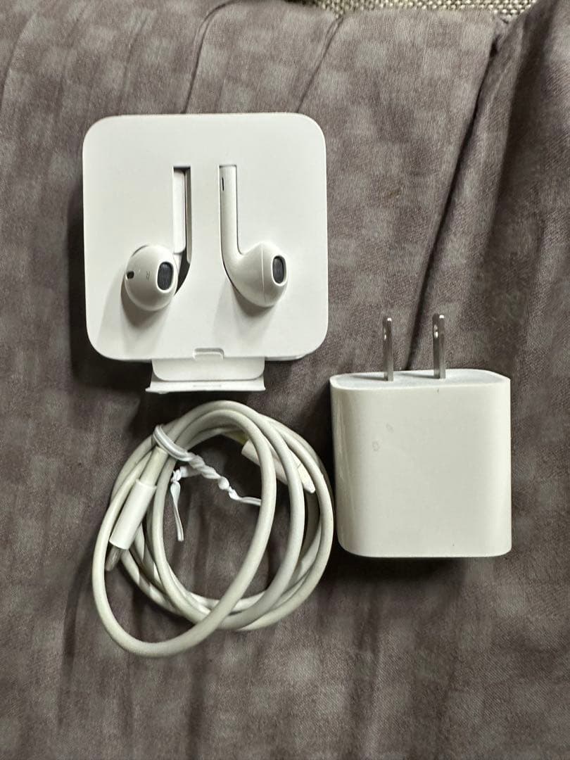 Apple iPhone 11 Pro シルバー 本体