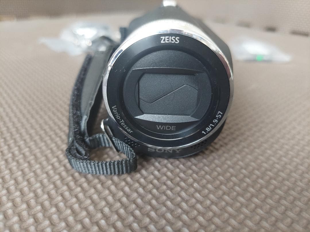 にゃっぴです。未使用　SONY ビデオカメラ　HDR-CX470