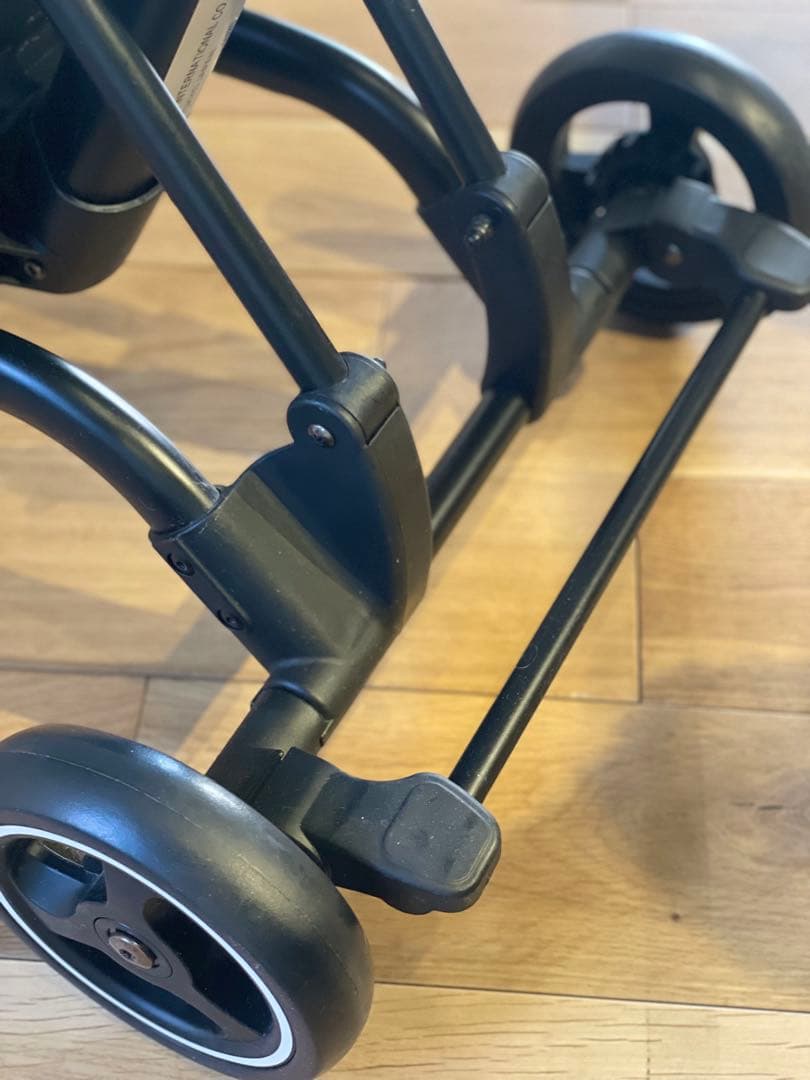 エアバギー　AIRBUGGY FITTシリーズ WIZ