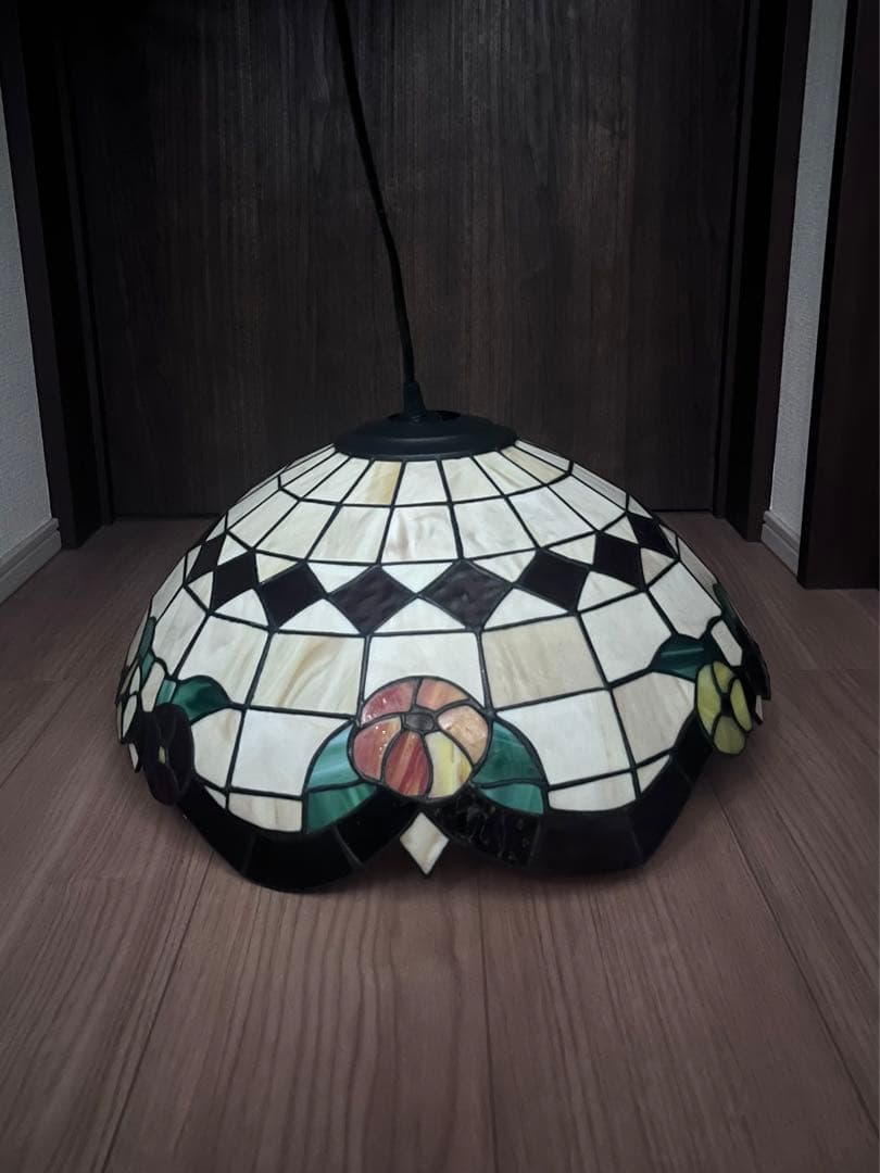 ステンドグラス風　ペンダントライト　照明　昭和レトロ　ステンドグラス