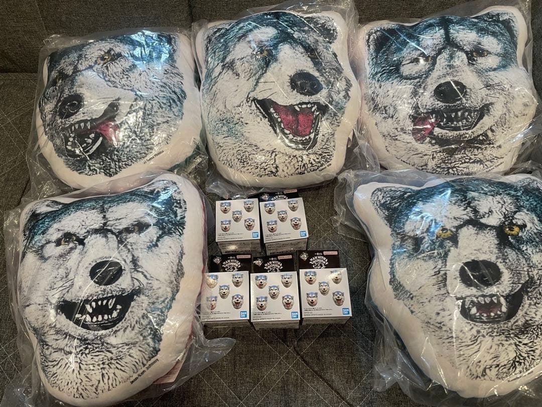 一番くじ　MAN WITH A MISSION クッション　コンプ　マグネット