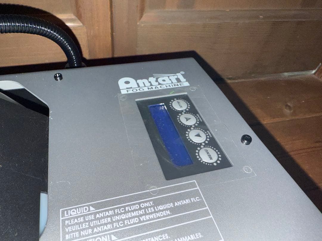 美品　ANTARI ( アンタリ ) Z-1520 RGB フォグマシン