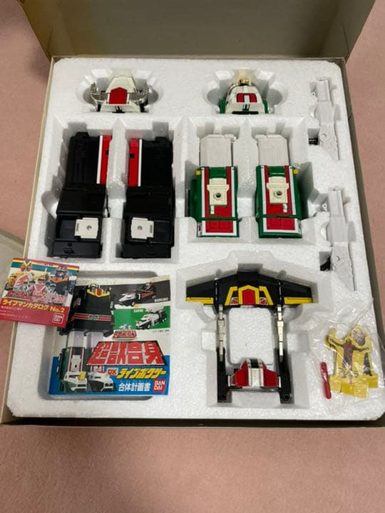 【絶版】【美品】【箱破れアリ】ライブマン　超獣合身 DXライブボクサー