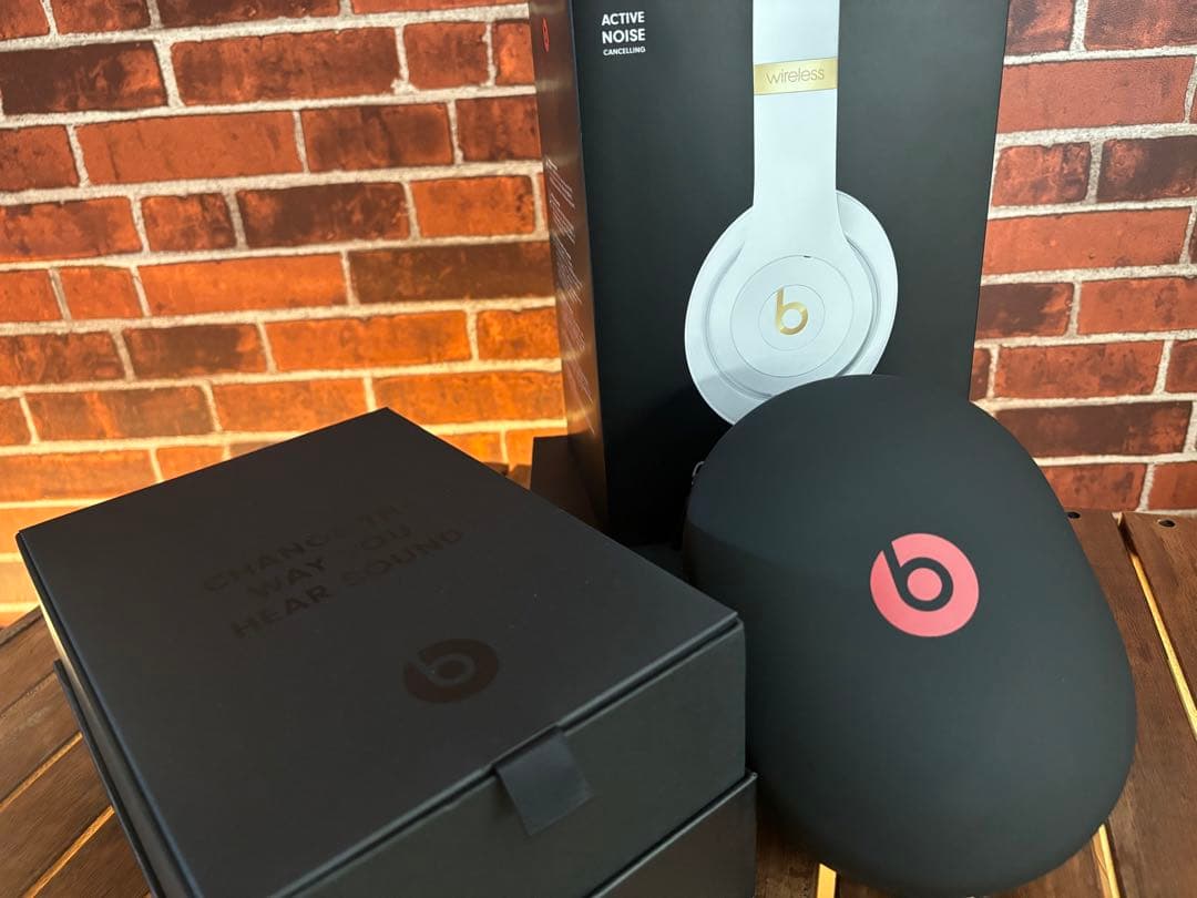 BEATS STUDIO3 WIRELESS ホワイト 2021年製