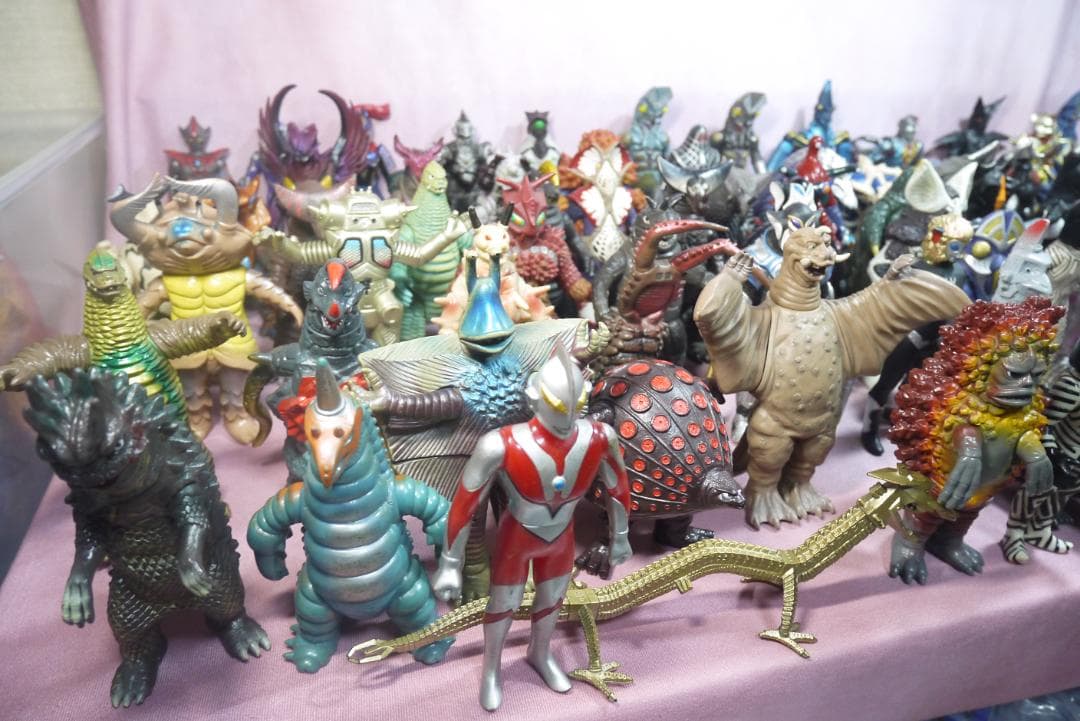 ウルトラ怪獣シリーズ　怪獣ソフビ　80体セット
