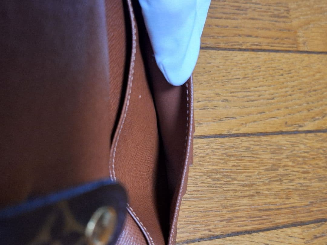 美品！LOUIS VUITTON ポルトフォイユ ヴィエノワ がま口二つ折り財布