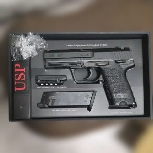 ガスブローバック USP エアガン 18禁