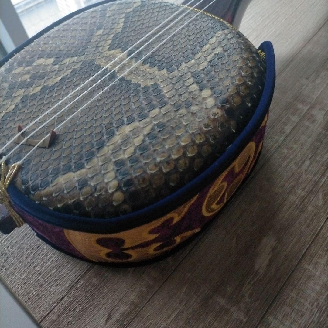 沖縄三線 本皮 三線 沖縄 皮破れなし 蛇皮 本蛇革 琉球 和楽器 弦楽器