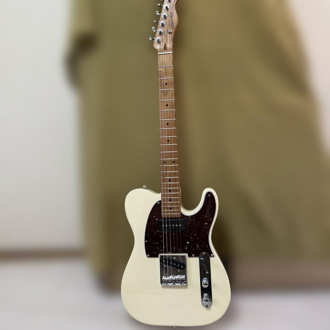 Bacchus Universe Series テレキャスタータイプ、ケース付き