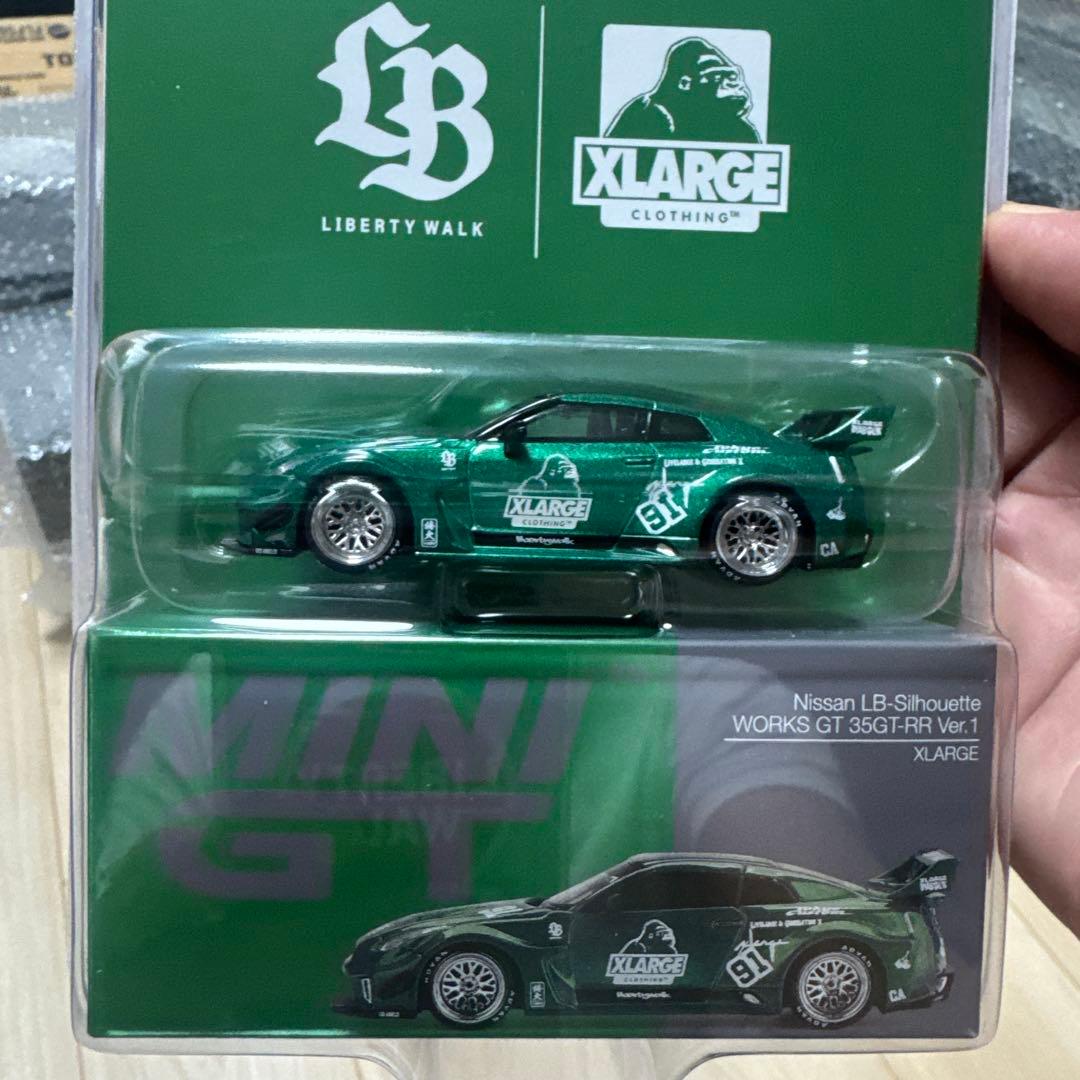 LIBERTY WALK MINI GT エクスクルーシブモデル