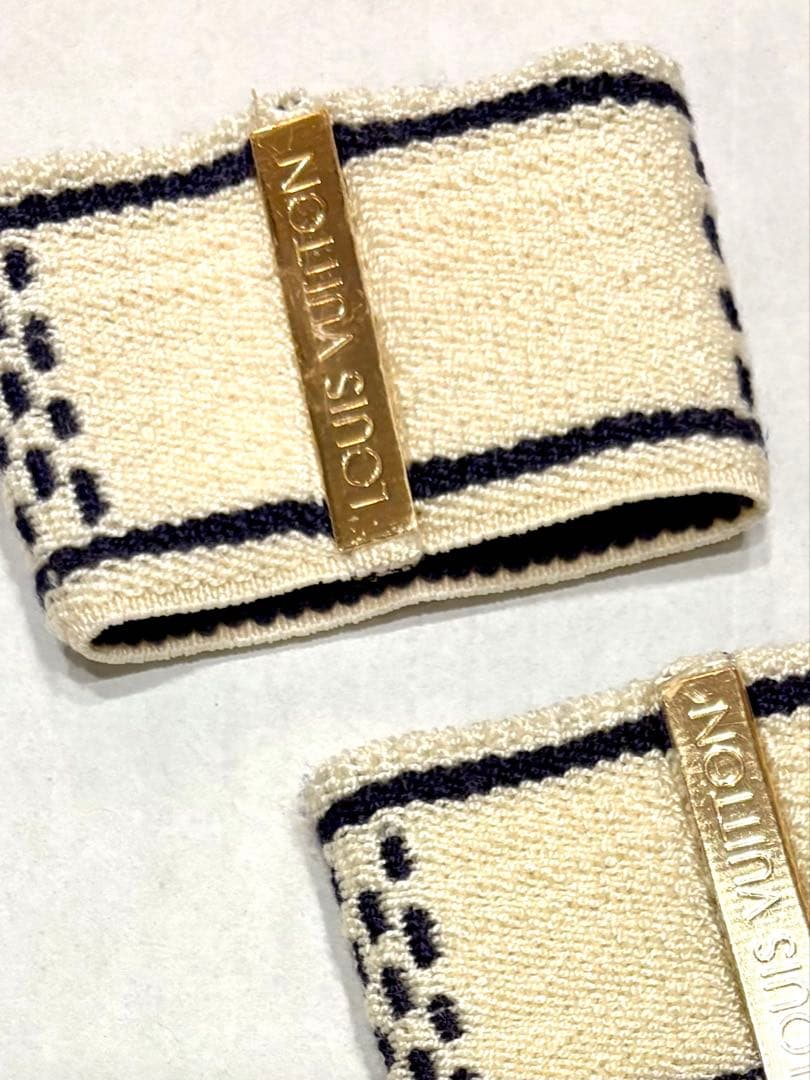 ヴィトン☆ロゴヘアバンド　リストバンド　3点セット　ヘアアクセサリー