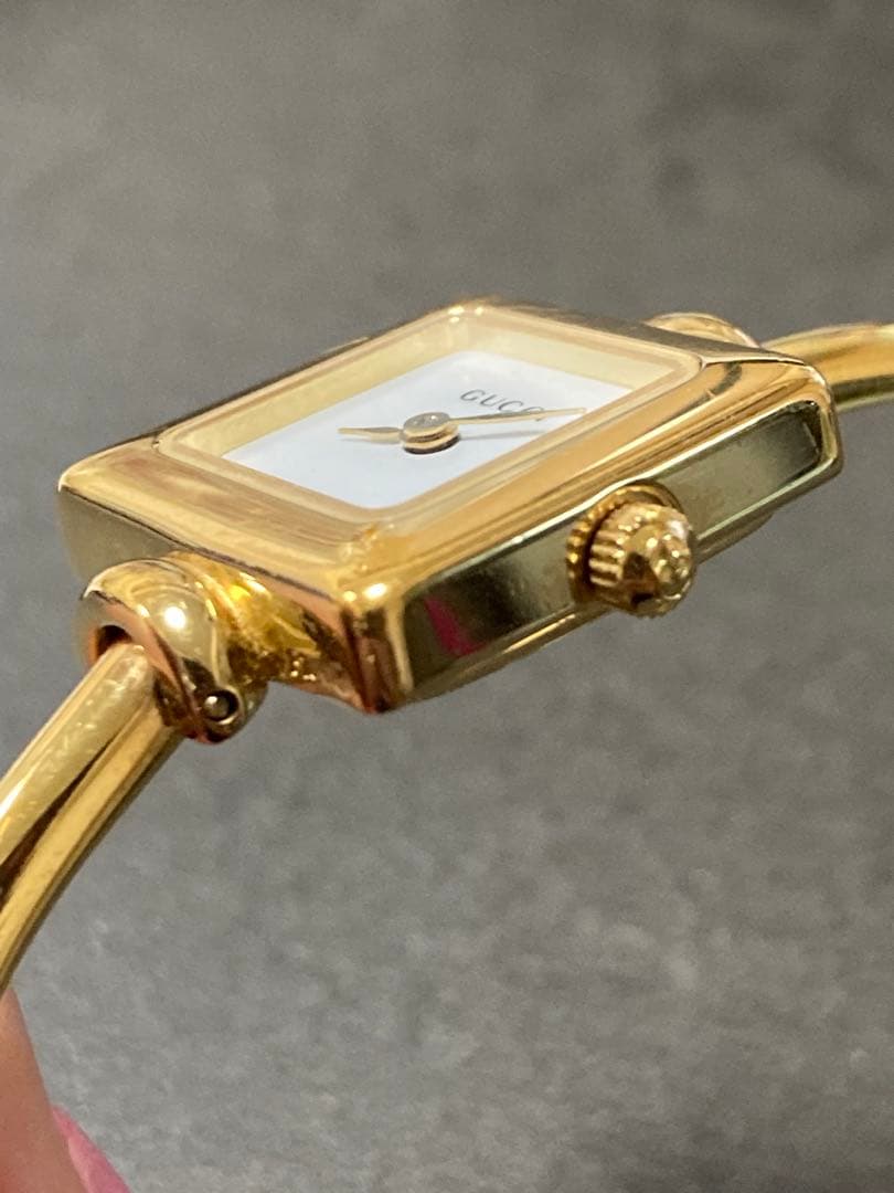 グッチ GUCCI レディース バングルウォッチ シェル文字盤 時計 1900L