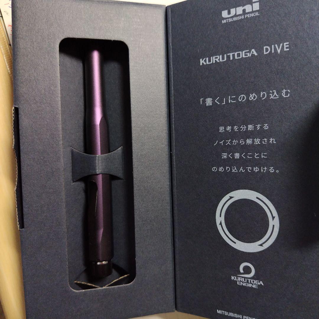 KAWECOのblack、CARANDACHEのgold、KURUTOGAです