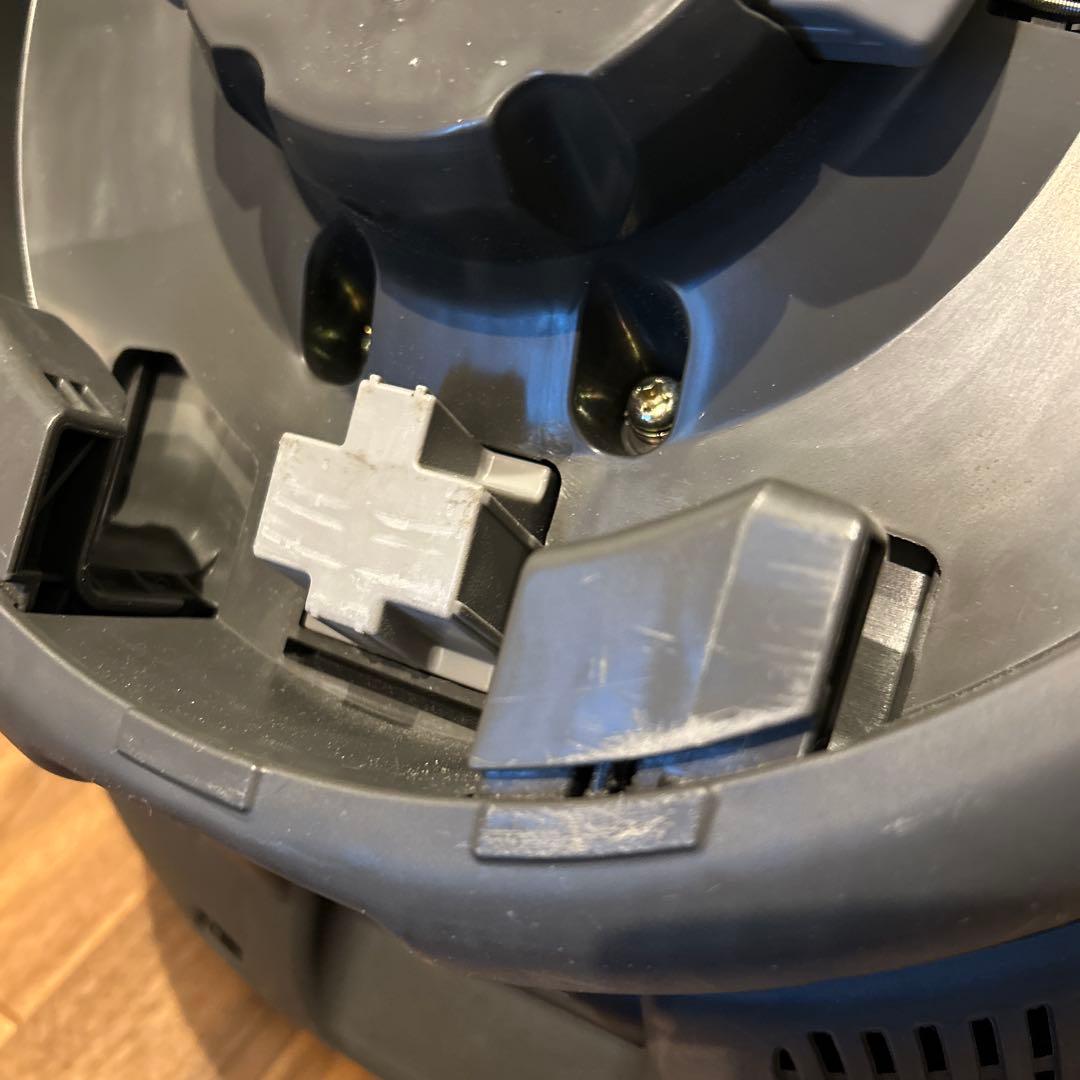 Combi チャイルドシート　THE Sシリーズ　グレー