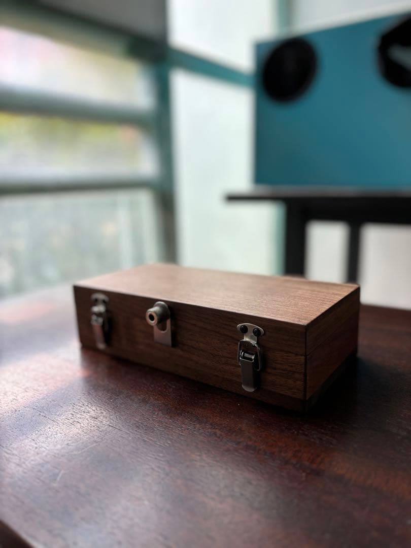 木製油絵画用ケース　職人手製　三脚付き