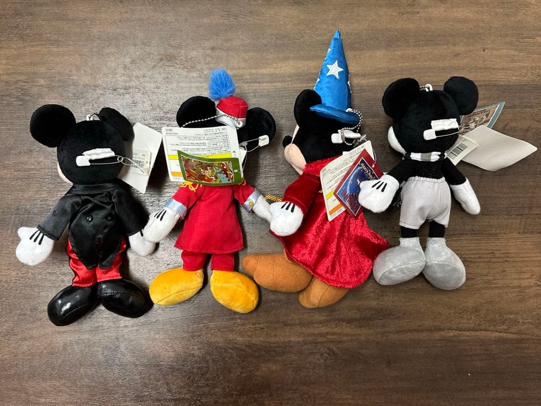 ミトミ ぬいぐるみバッジ