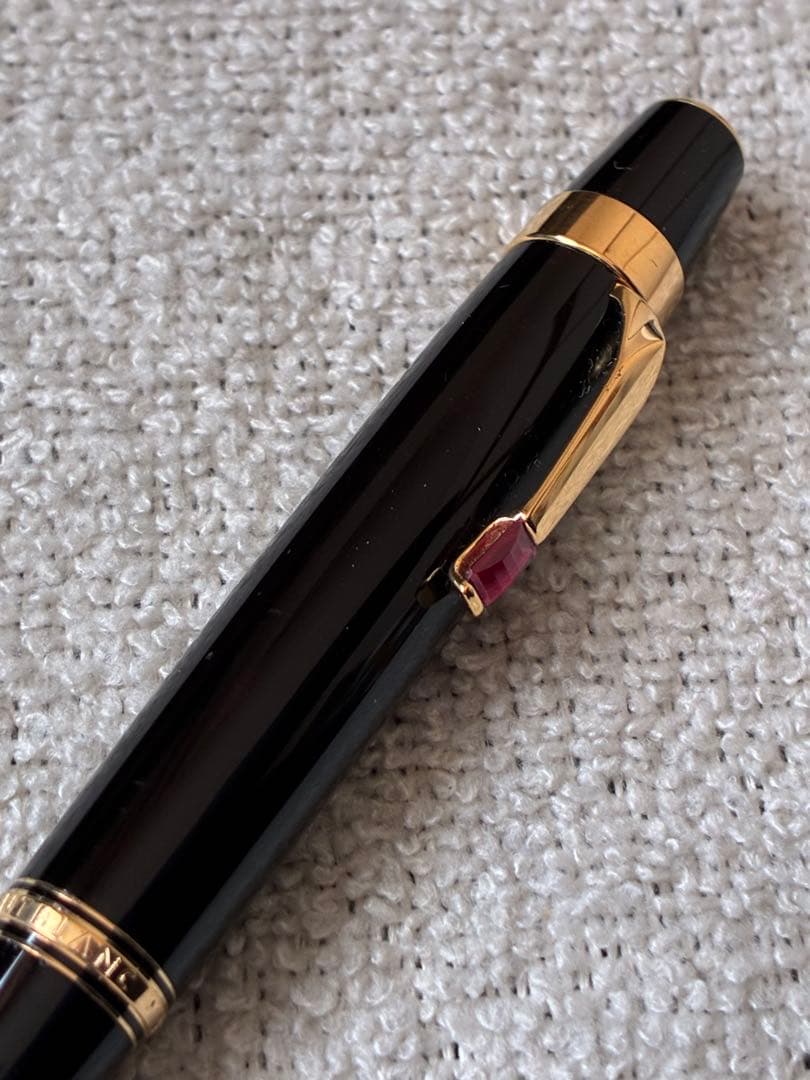 ◾️モンブラン ボエム ルージュボールペン＆レザーペンケース ■新品リフィル付属◾️