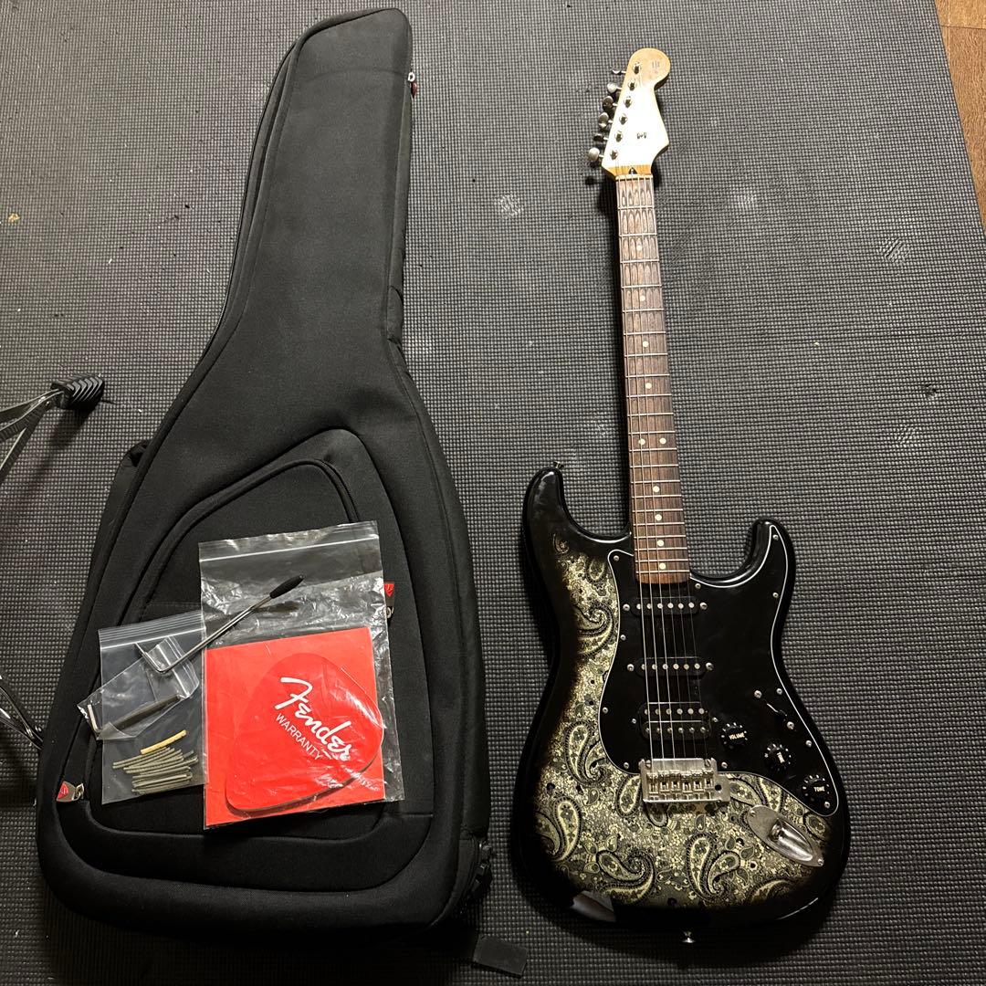 Fender Japan ストラトキャスター ブラックペイズリー 30本限定品