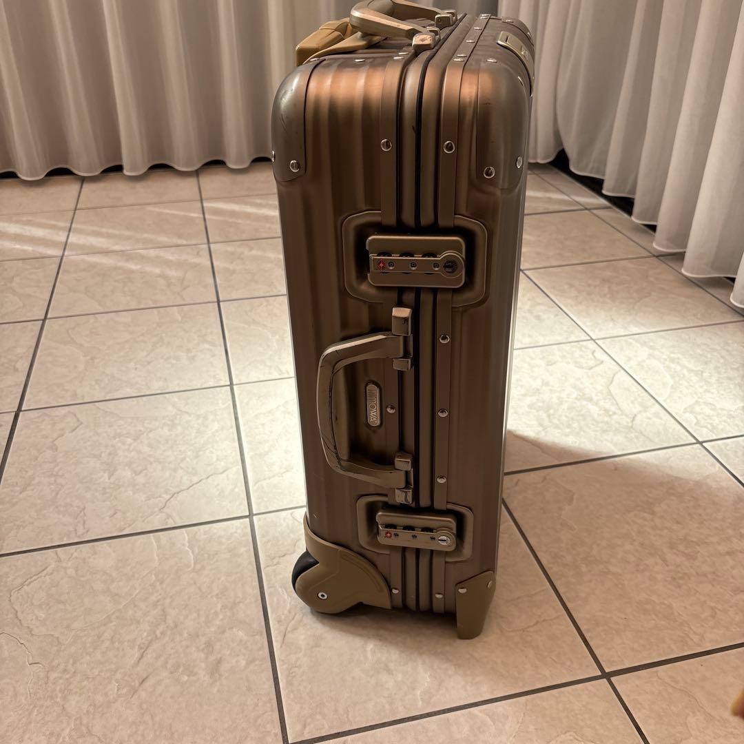 RIMOWA スーツケース