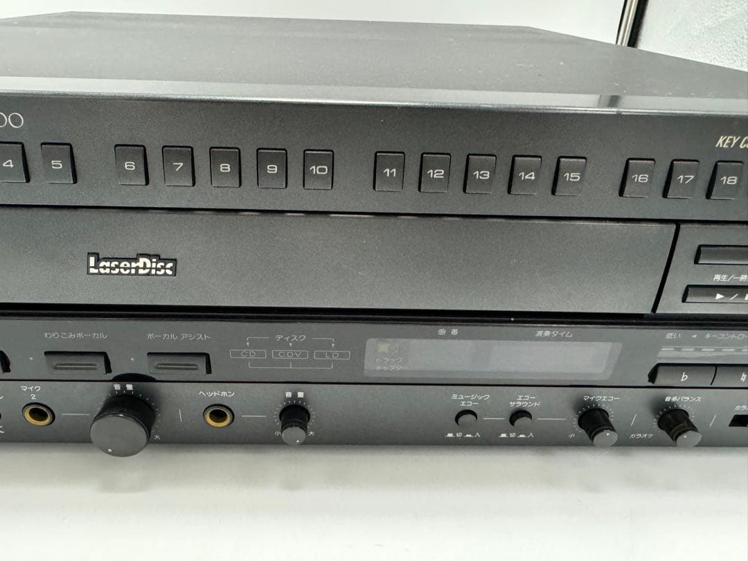 美品 パイオニア（PIONEER）カラオケLDプレイヤー CLD-K800