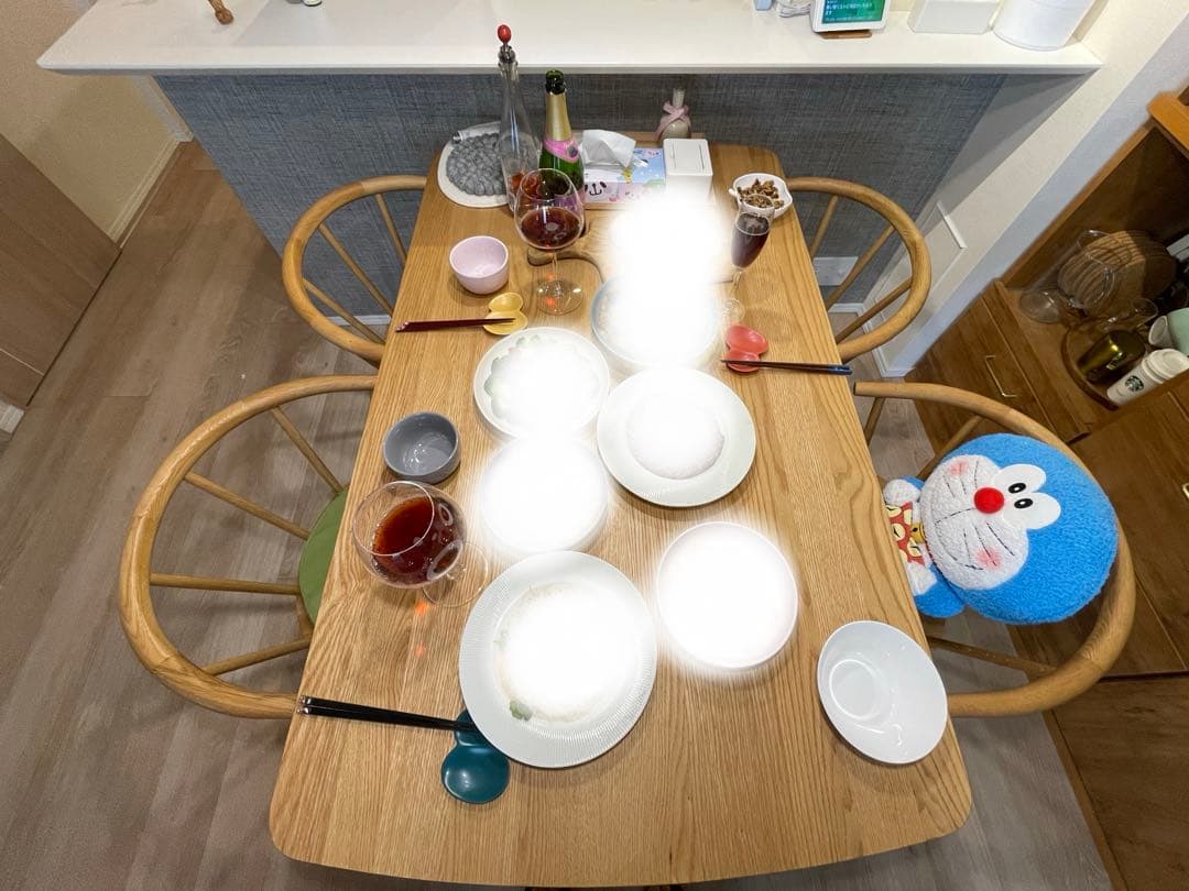 【美品　送料込】大塚家具　ダイニングテーブル135c m×80cm ウレタン塗装