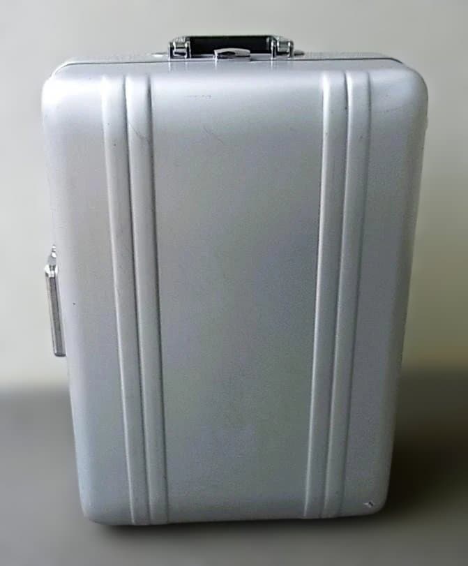 ZERO HALLIBURTON 大容量スーツケース 2輪