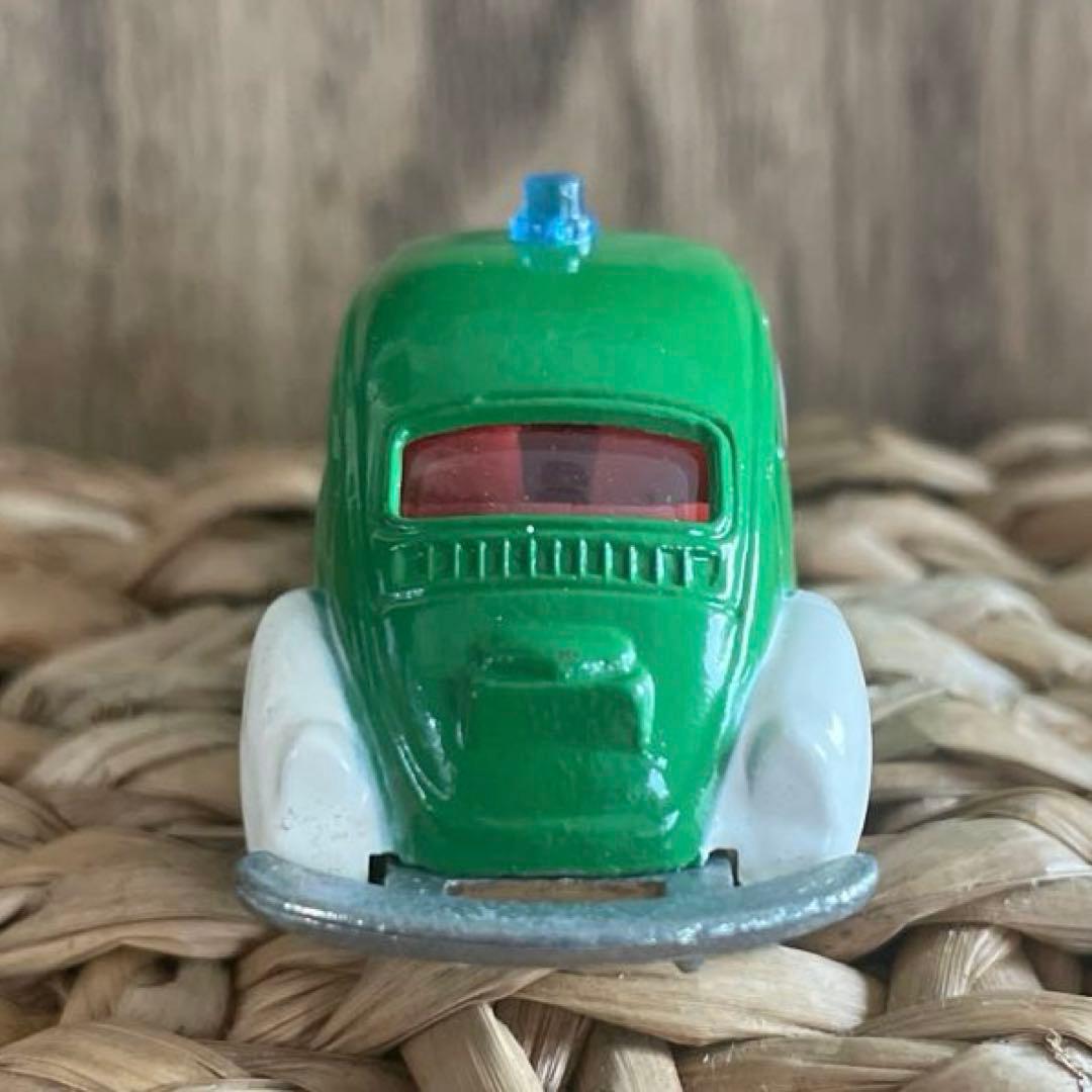 〈トミカ〉青箱 F70 フォルクスワーゲン ポリスカー ドイツ緑 (日本製)