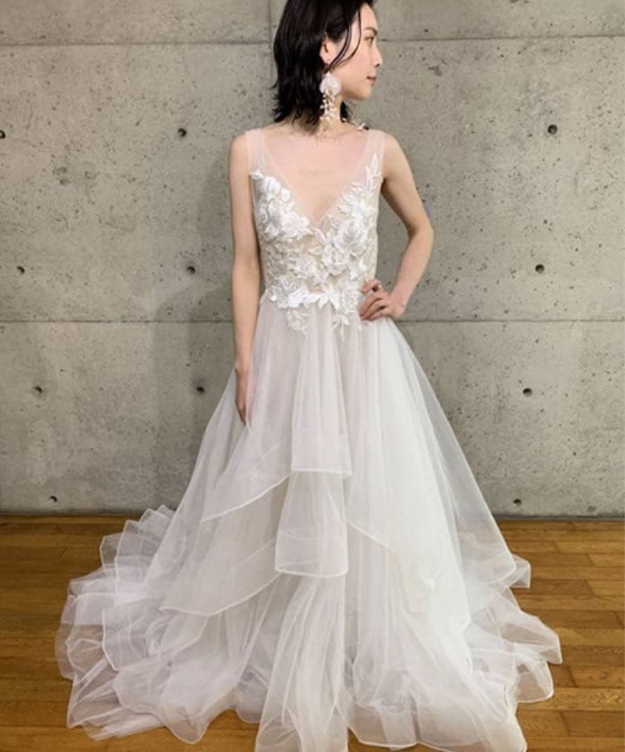 アーバンブランシュ ティアードフリル刺繍ドレス ウェディングドレス WD22